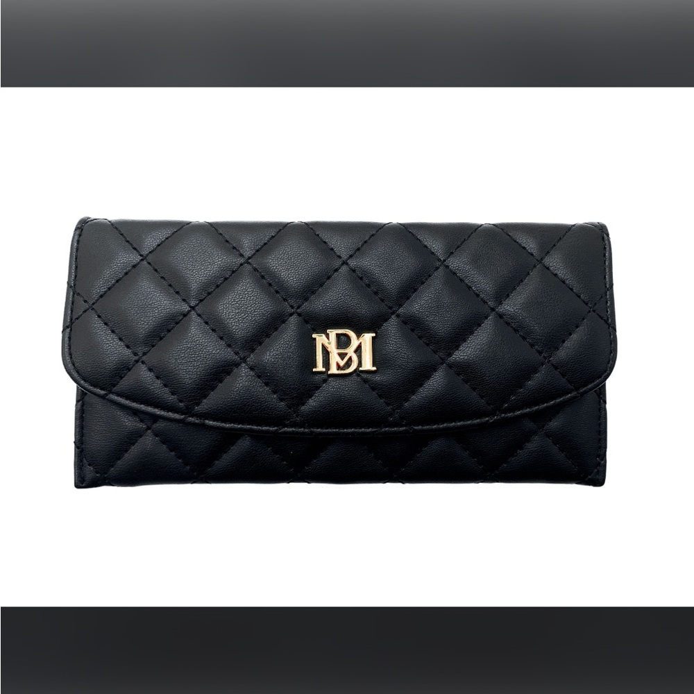 Badgley Mischka Black Quilted Card Wallet